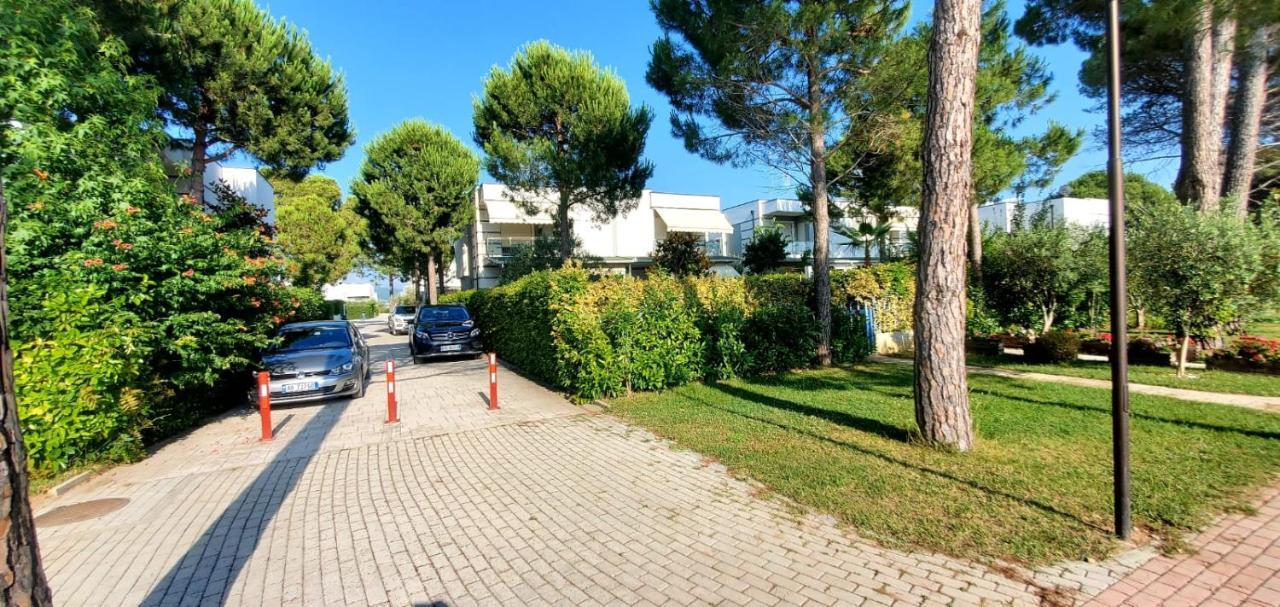 Artino Vila Durrës Exterior foto