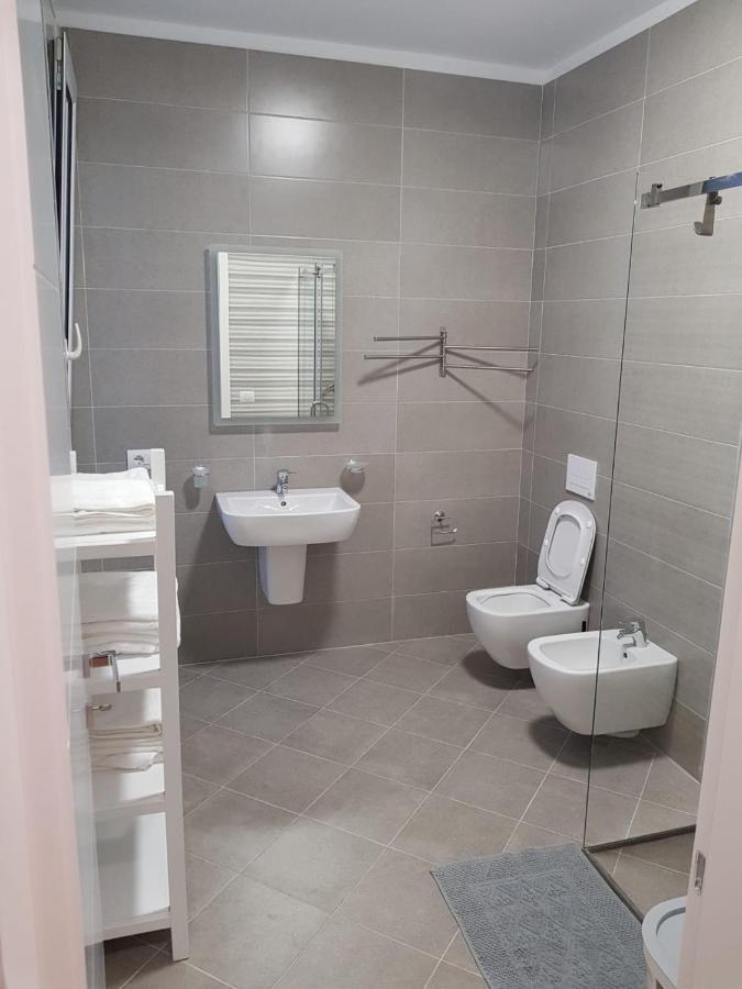 Artino Vila Durrës Exterior foto