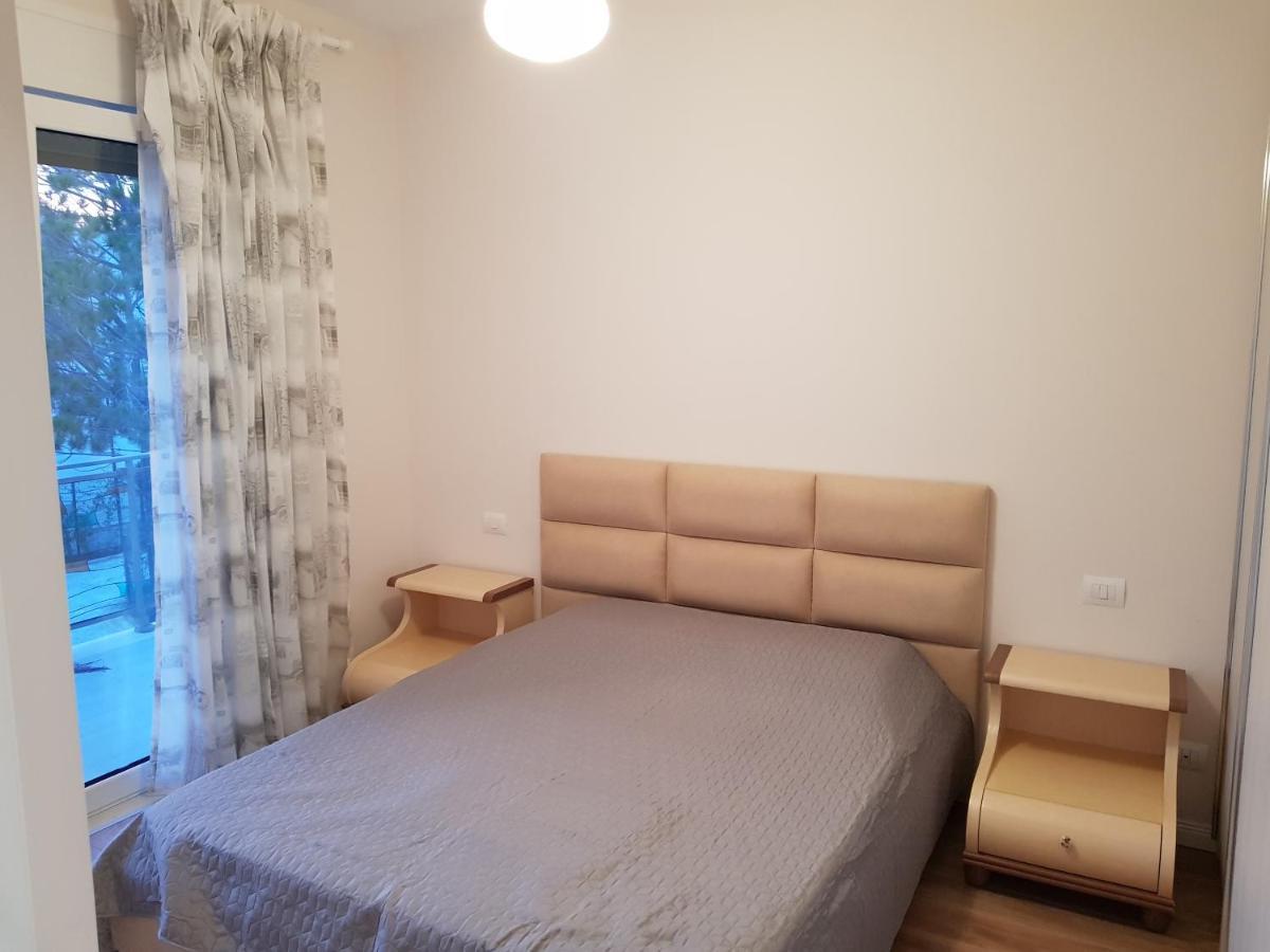 Artino Vila Durrës Exterior foto